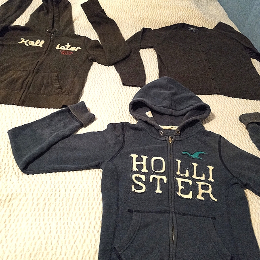 All 3 for $ 9 HOLLISTER size M and XS, Landes end size LG 14